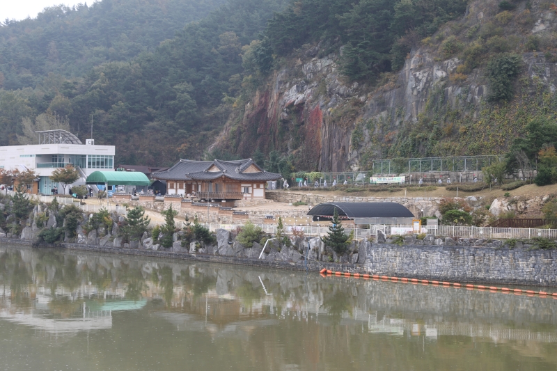 2020.10.12_자비순례 의성 낙단보마애불 마애불 전경